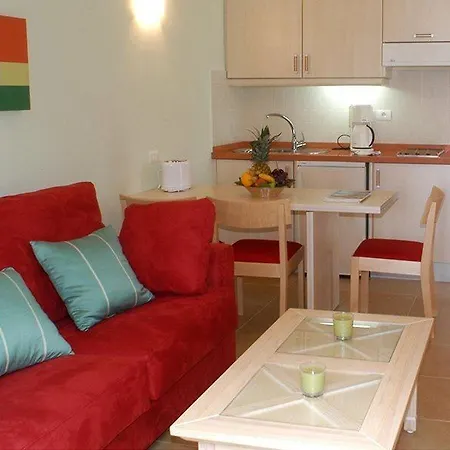 Cordial Sandy Golf Apartment *